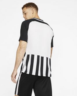 nike-stripped-divisione-3